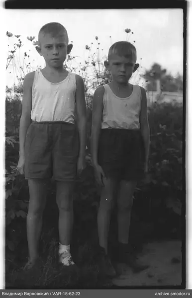 Porträt zweier Jungen