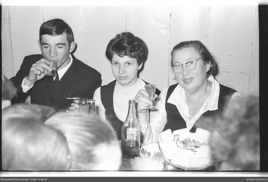 Group portrait at the table