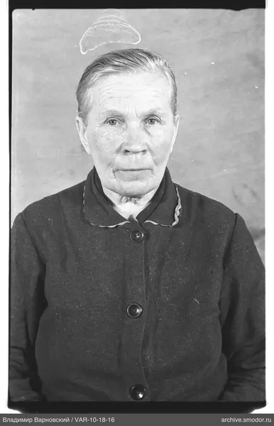 Portrait of an elderly woman