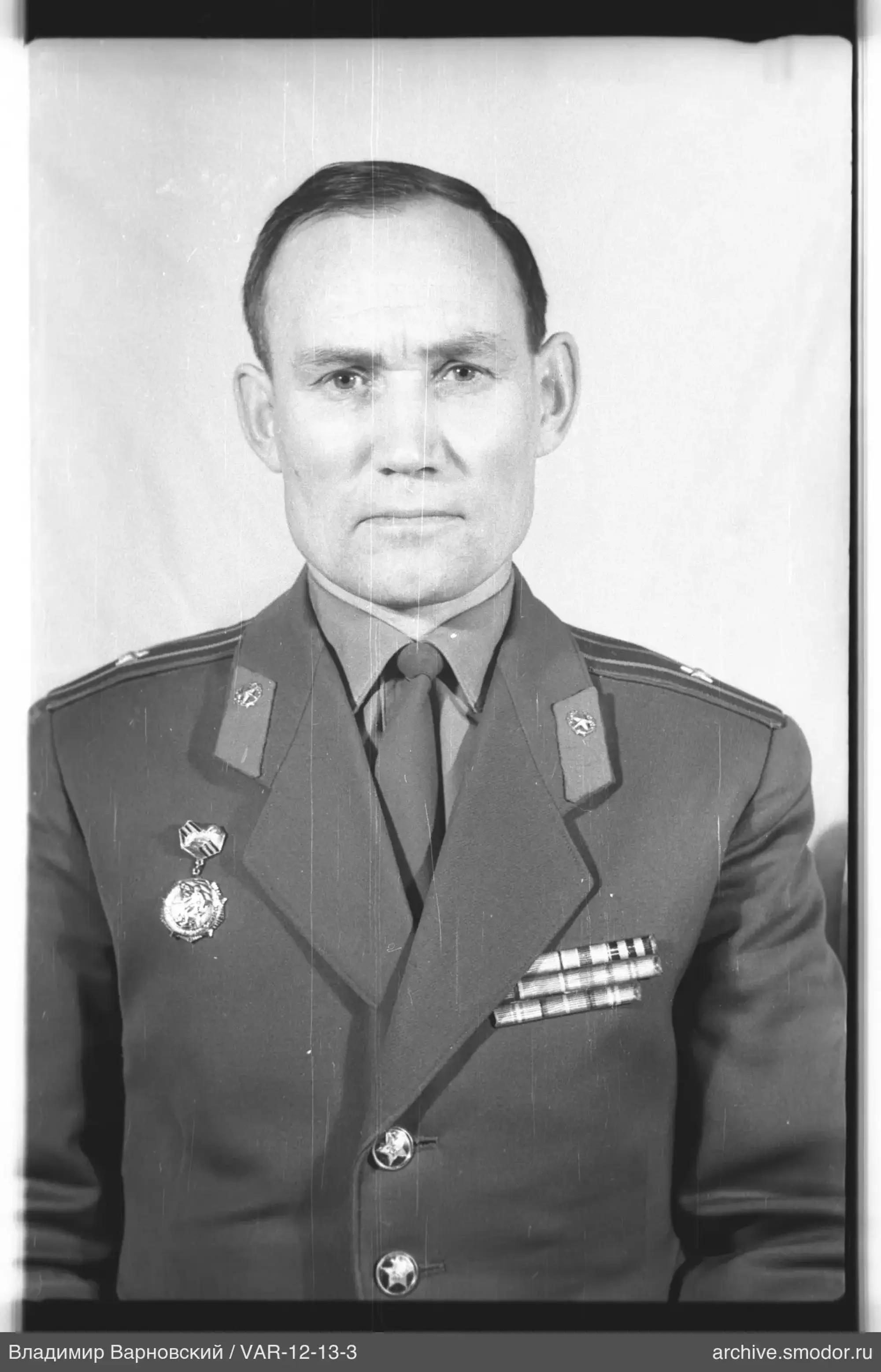 Портрет мужчины в военной форме