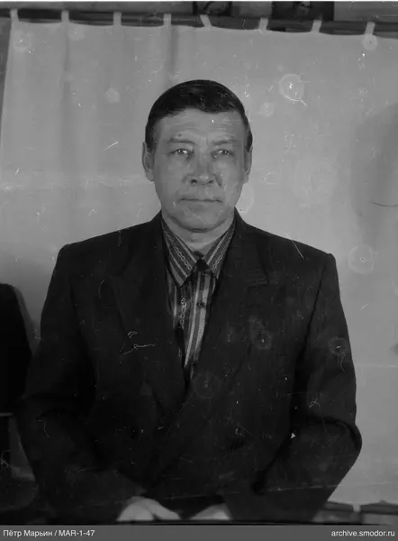 Портрет мужчины в пиджаке