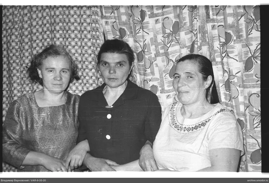 Gruppenporträt von drei Frauen