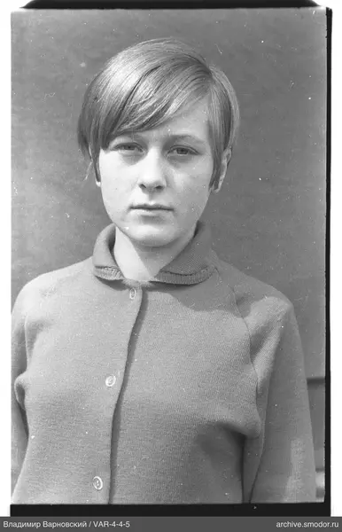 Portrait of a woman with short hair