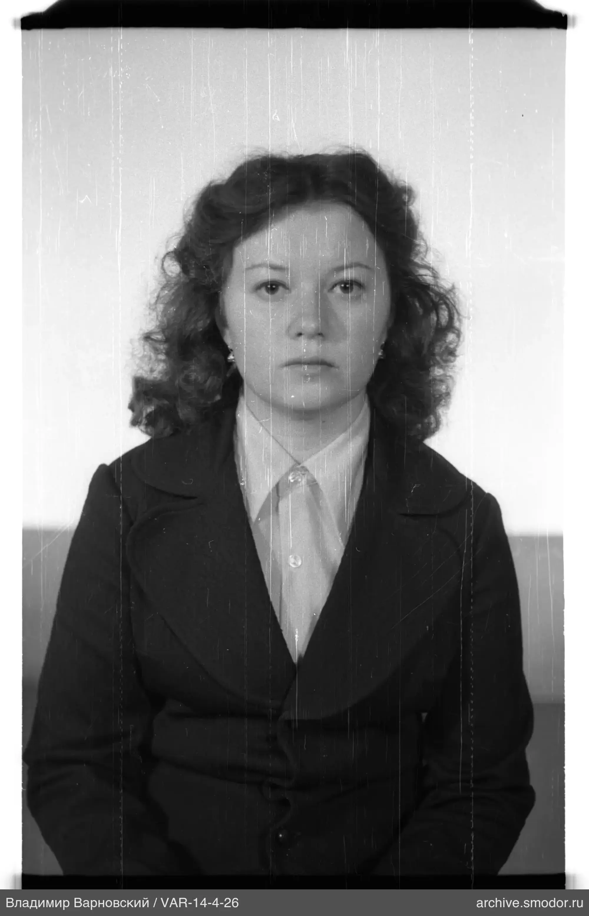 Porträt einer Frau bis zur Taille