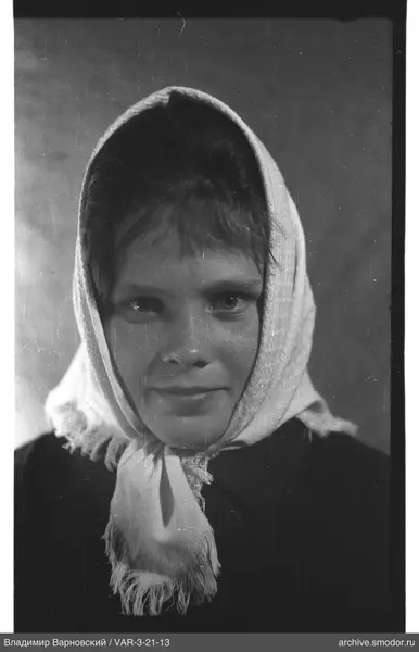 Portrait of a woman in a headscarf
