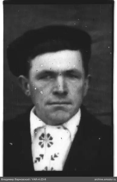 Portrait of a man with beret and jacket