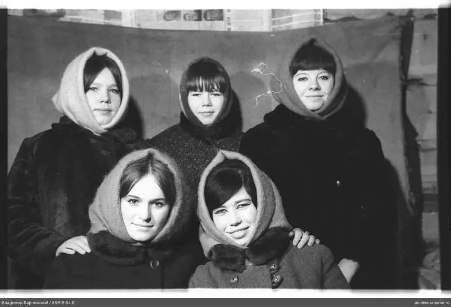 Gruppenporträt von Frauen