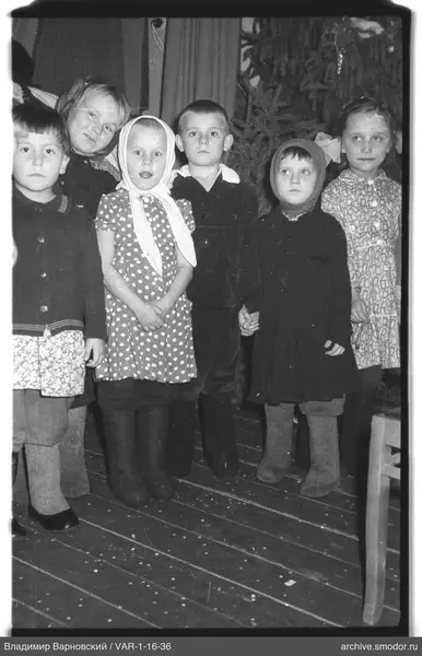 Gruppenporträt von Kindern