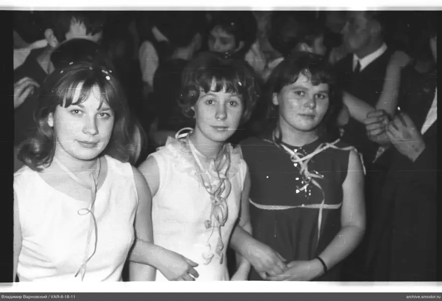 Gruppenporträt von drei Mädchen