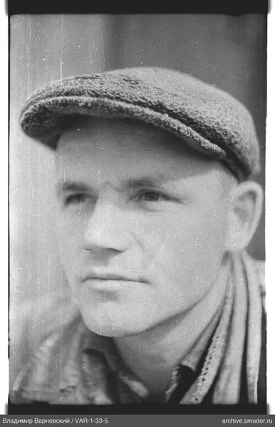 Portrait of a man in a cap
