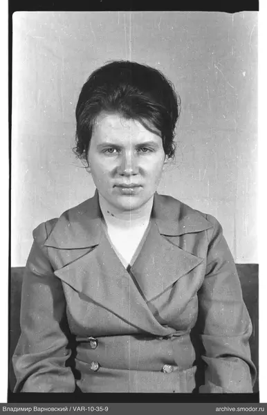 Portrait of a woman in a jacket