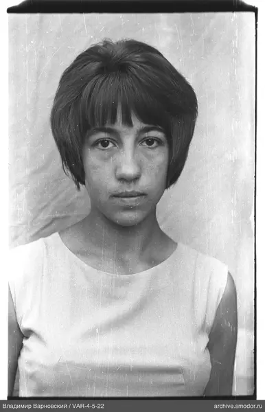 Portrait of a woman with short haircut