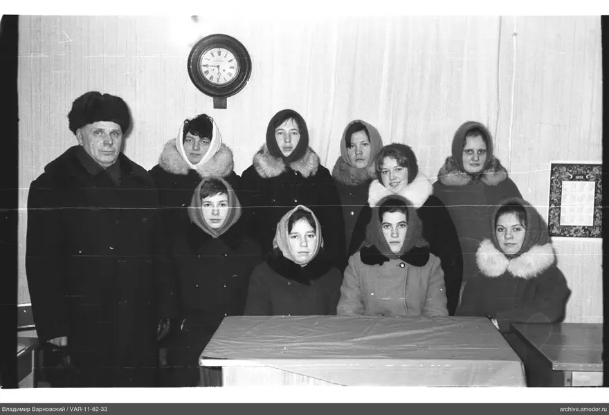 Group portrait of women and man