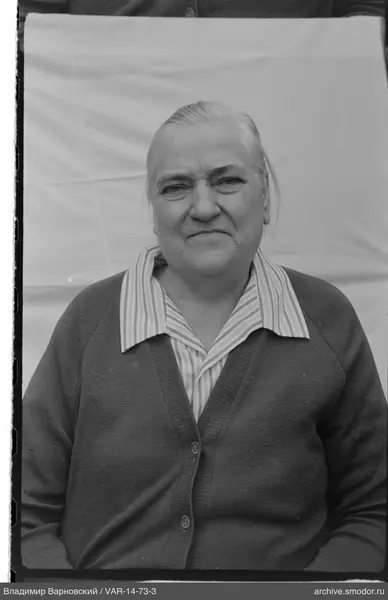 Портрет женщины с светлыми волосами