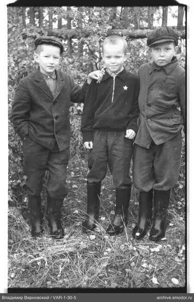 Gruppenporträt von drei Jungen
