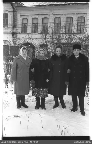 Gruppenporträt im Schnee