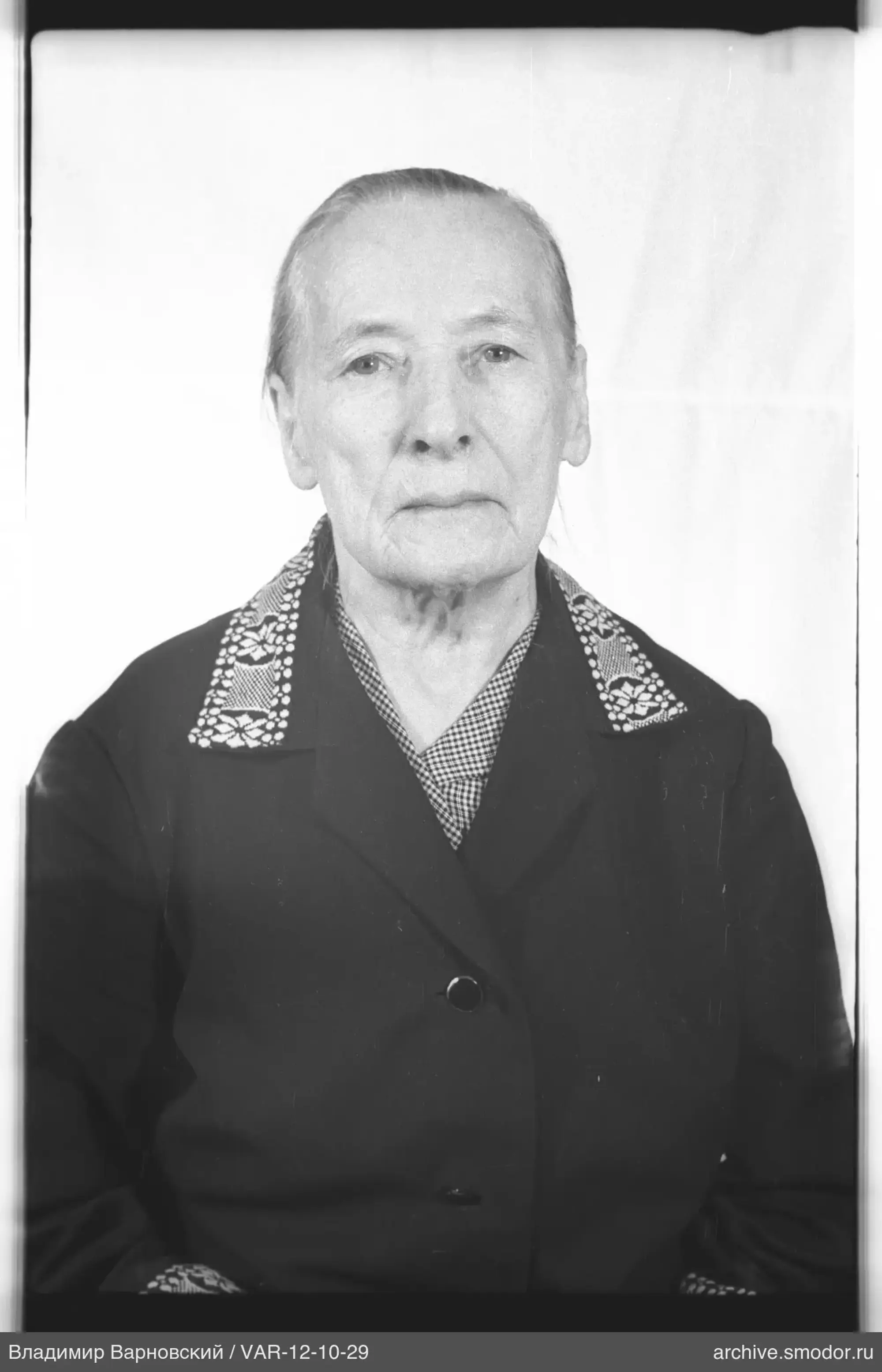 Портрет пожилой женщины