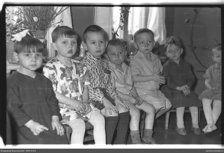 Gruppenporträt der Kinder