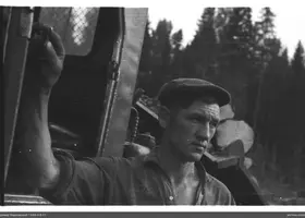 VAR-4-8-11