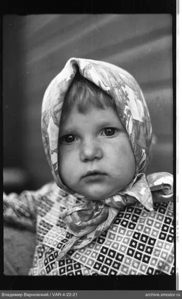Child portrait in headscarf