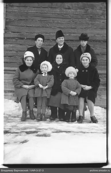 Gruppenporträt im Schnee
