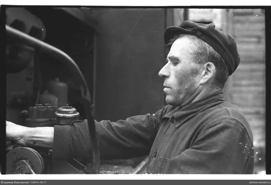 Profile portrait of a man with a lever