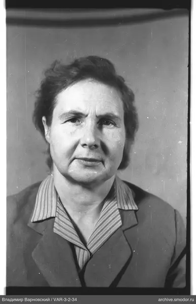 Portrait of a woman with short hair