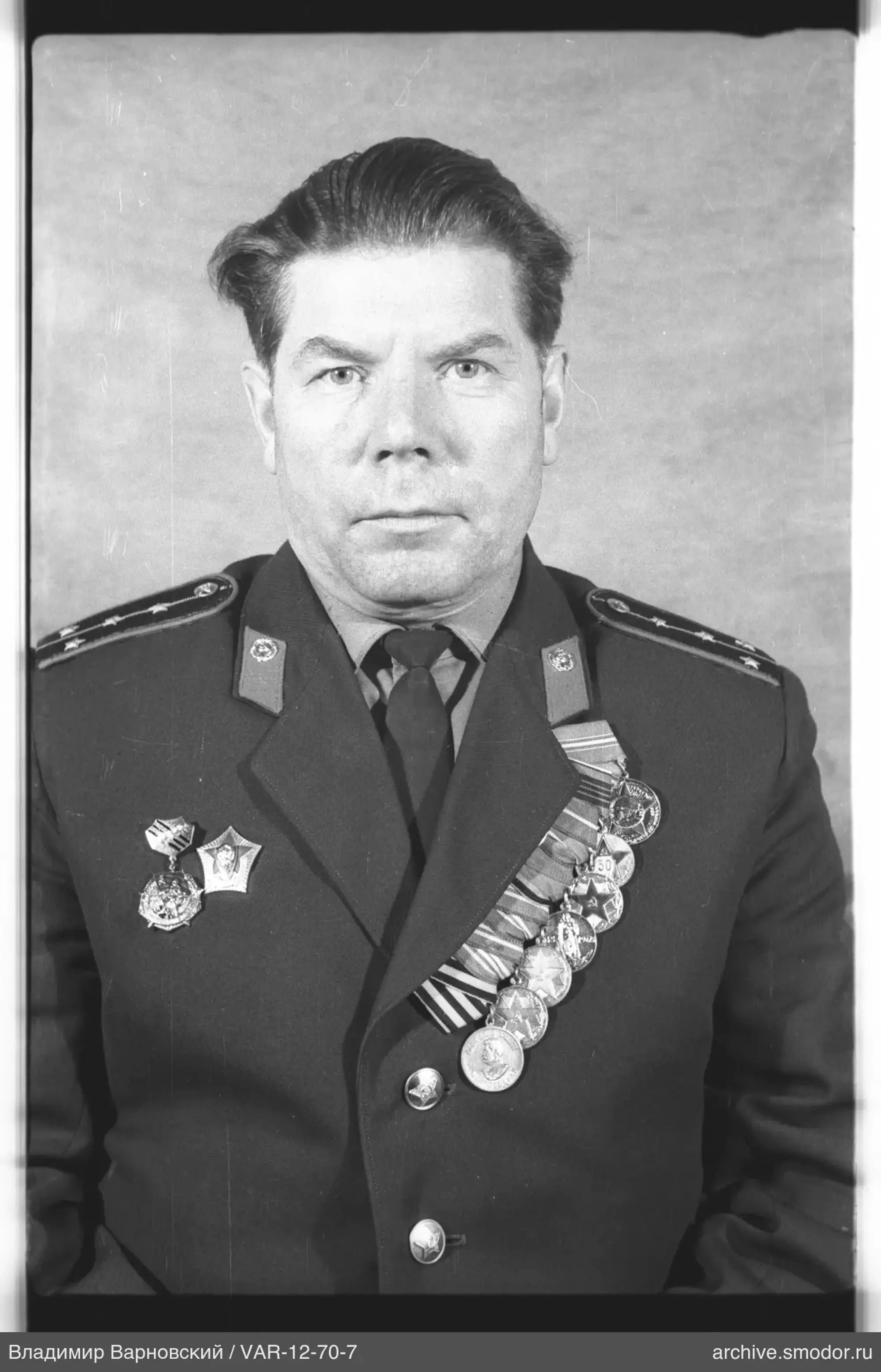 Портрет мужчины в военной форме