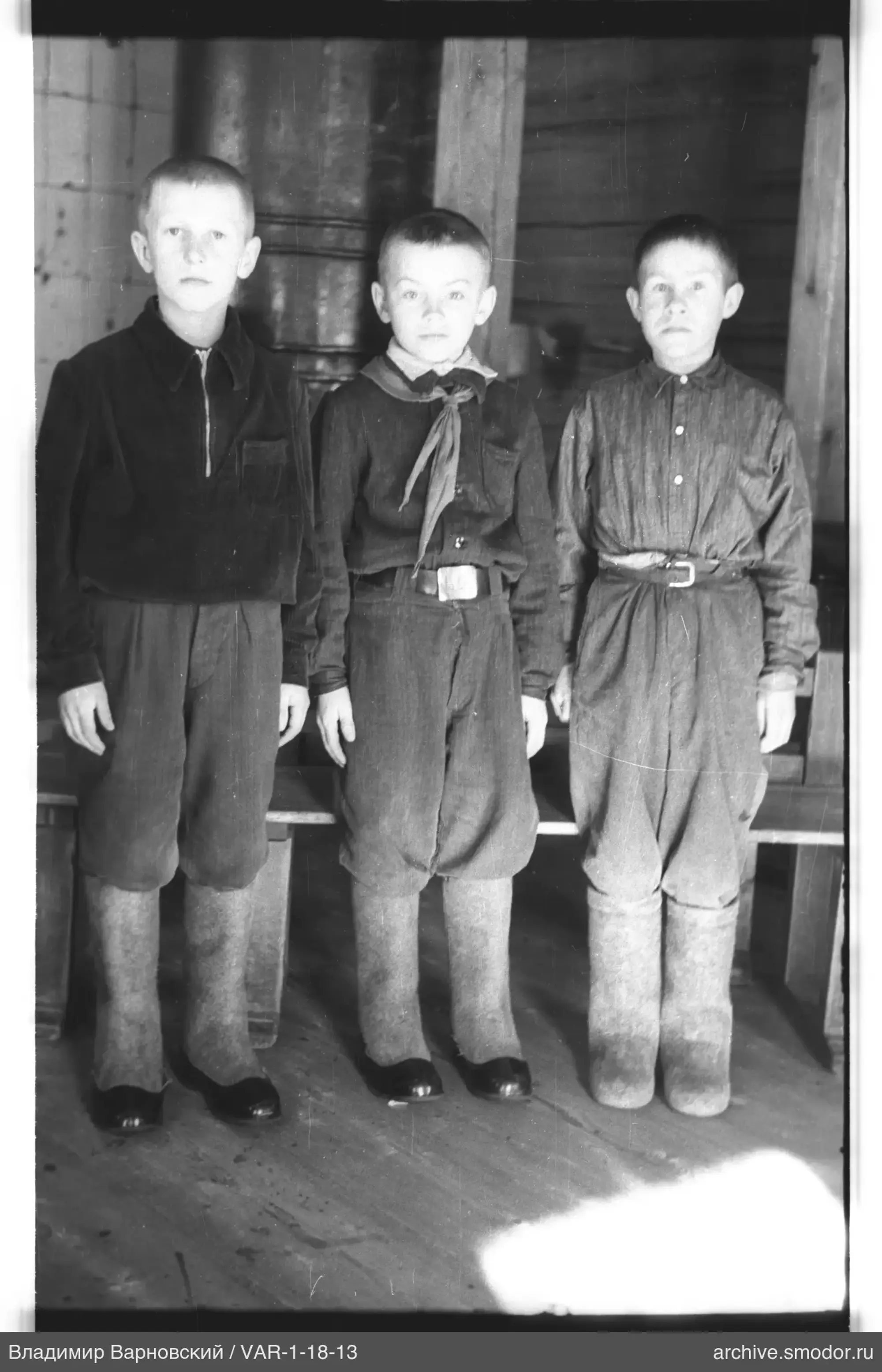Gruppenporträt von drei Jungen