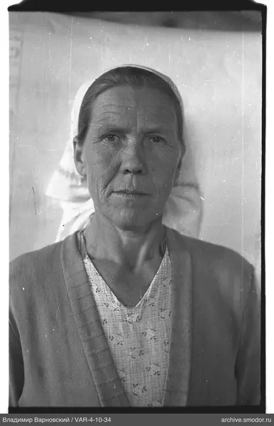 Portrait of an elderly woman