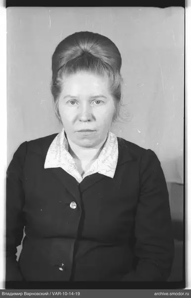 Portrait of a woman in a jacket