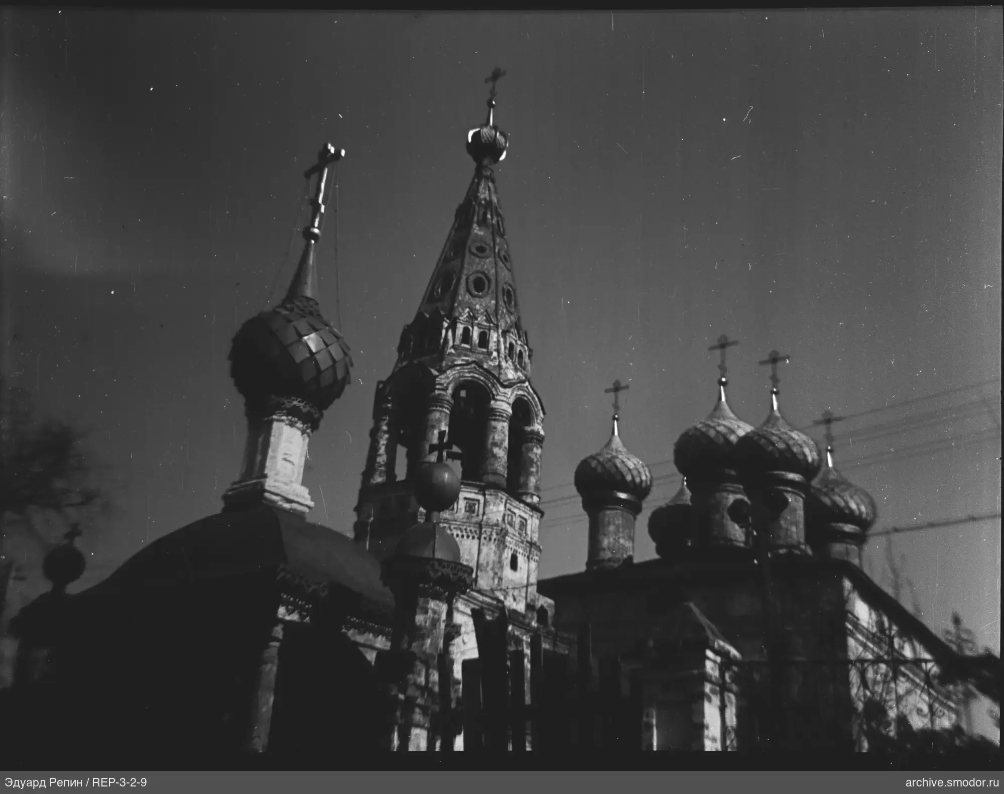 Купола и колокольня православного храма