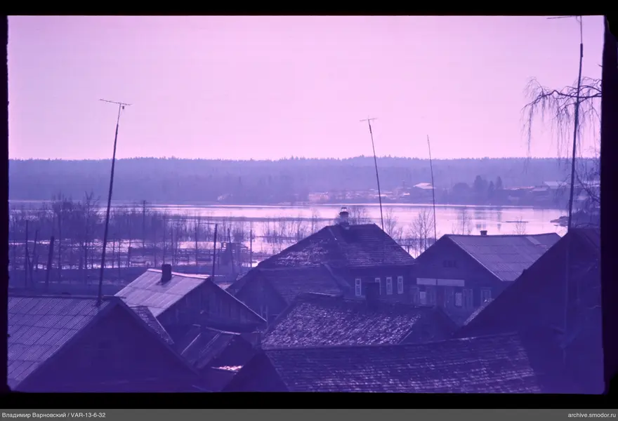 Wooden roofs and natural landscape