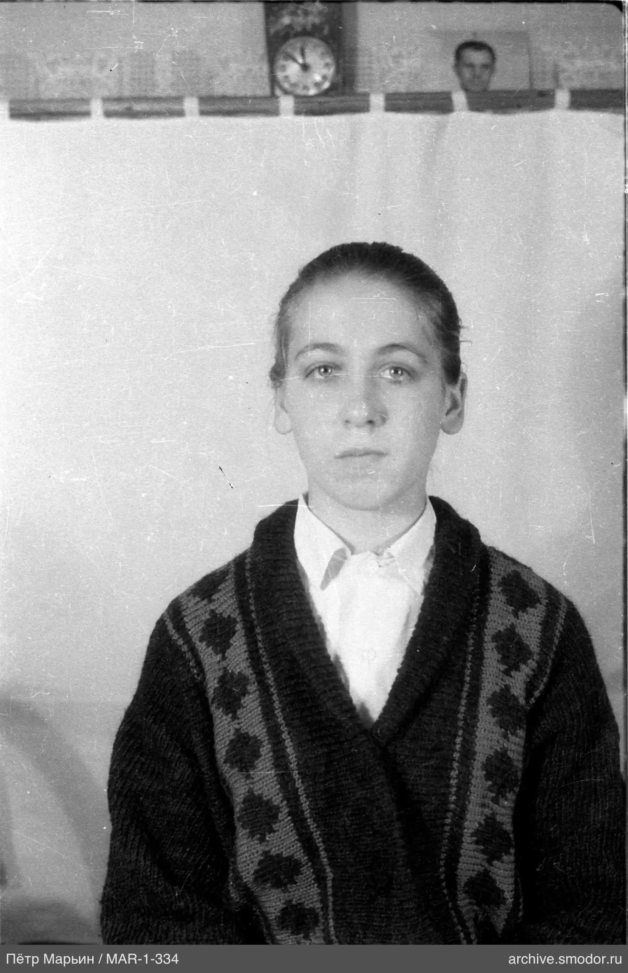 Портрет женщины с задним планом