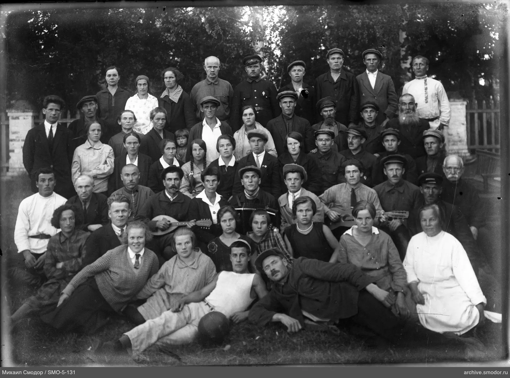 Gruppe mit Musikinstrumenten