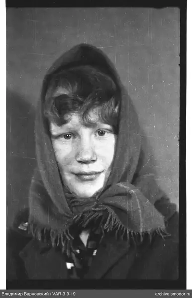 Portrait of a woman in a headscarf