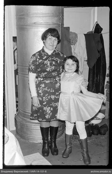 Portrait of a woman and a girl