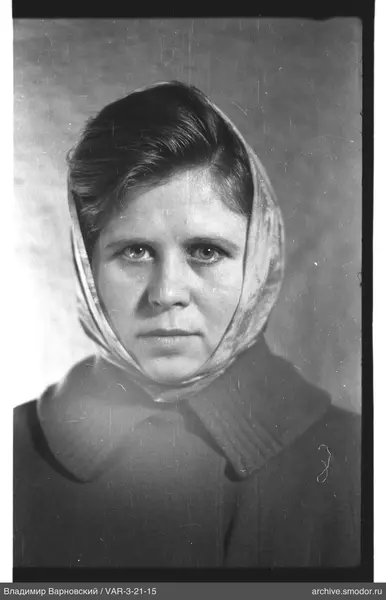 Portrait of a woman in a headscarf