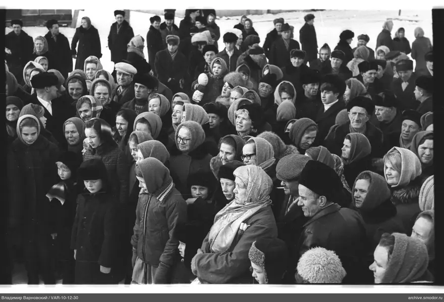 Групповой портрет в зимней одежде