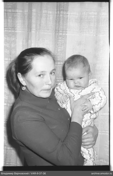 Портрет женщины с ребёнком
