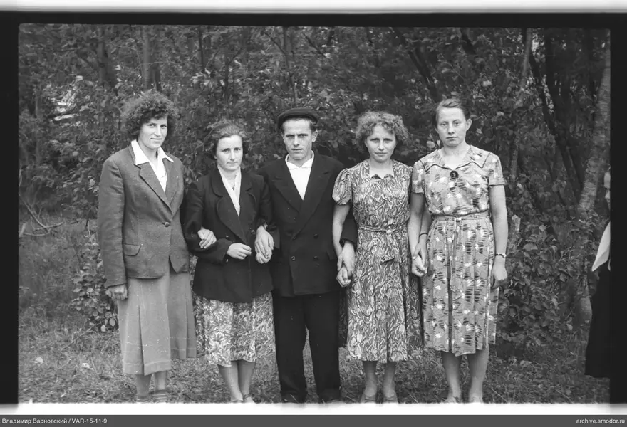 Gruppenporträt von fünf Personen