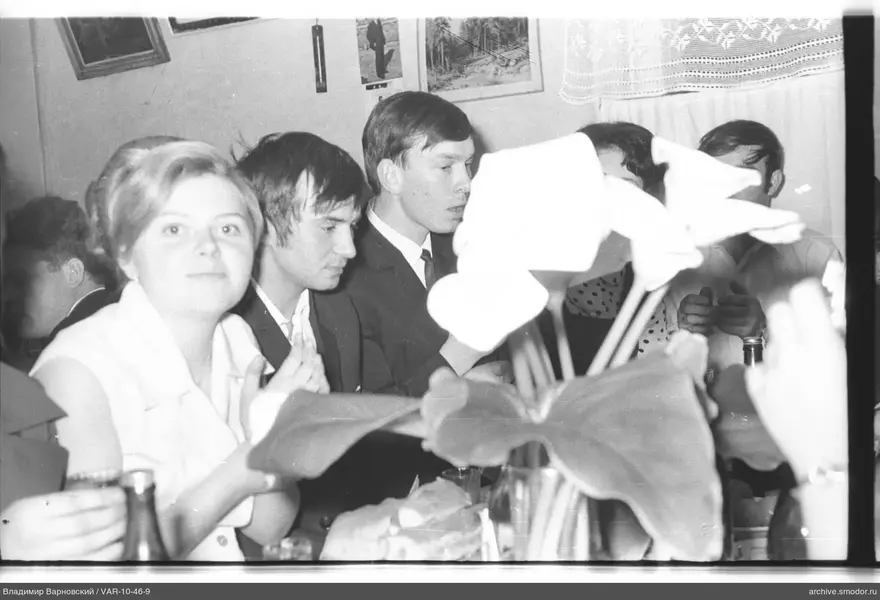 Group portrait at the table