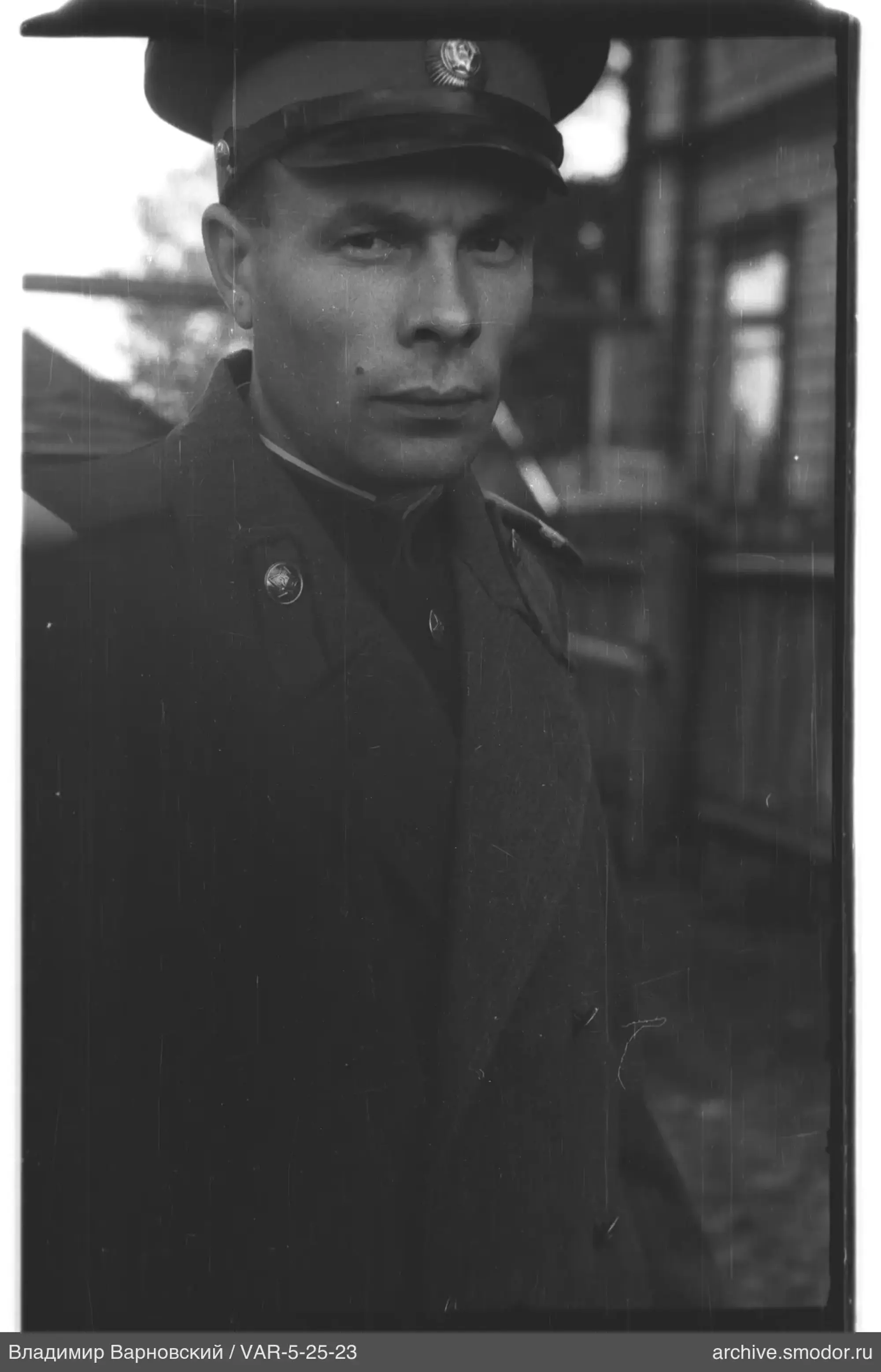 Mann in Militäruniform