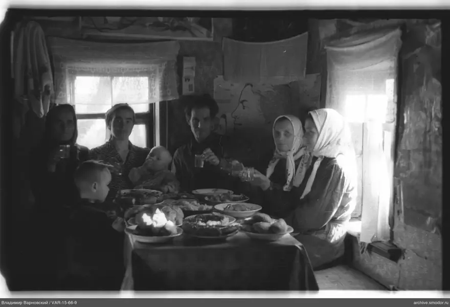 Group portrait at the table