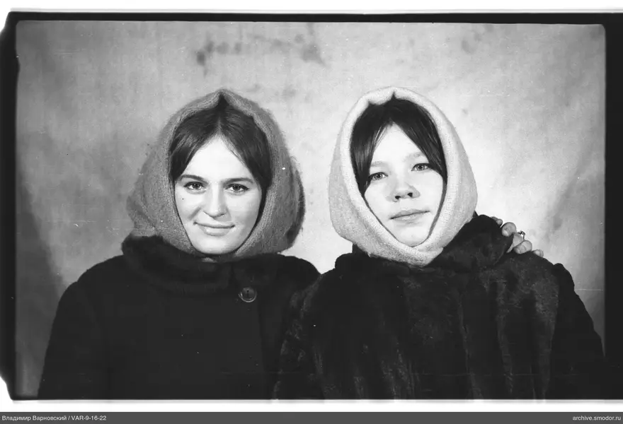 Gruppenporträt zweier Frauen