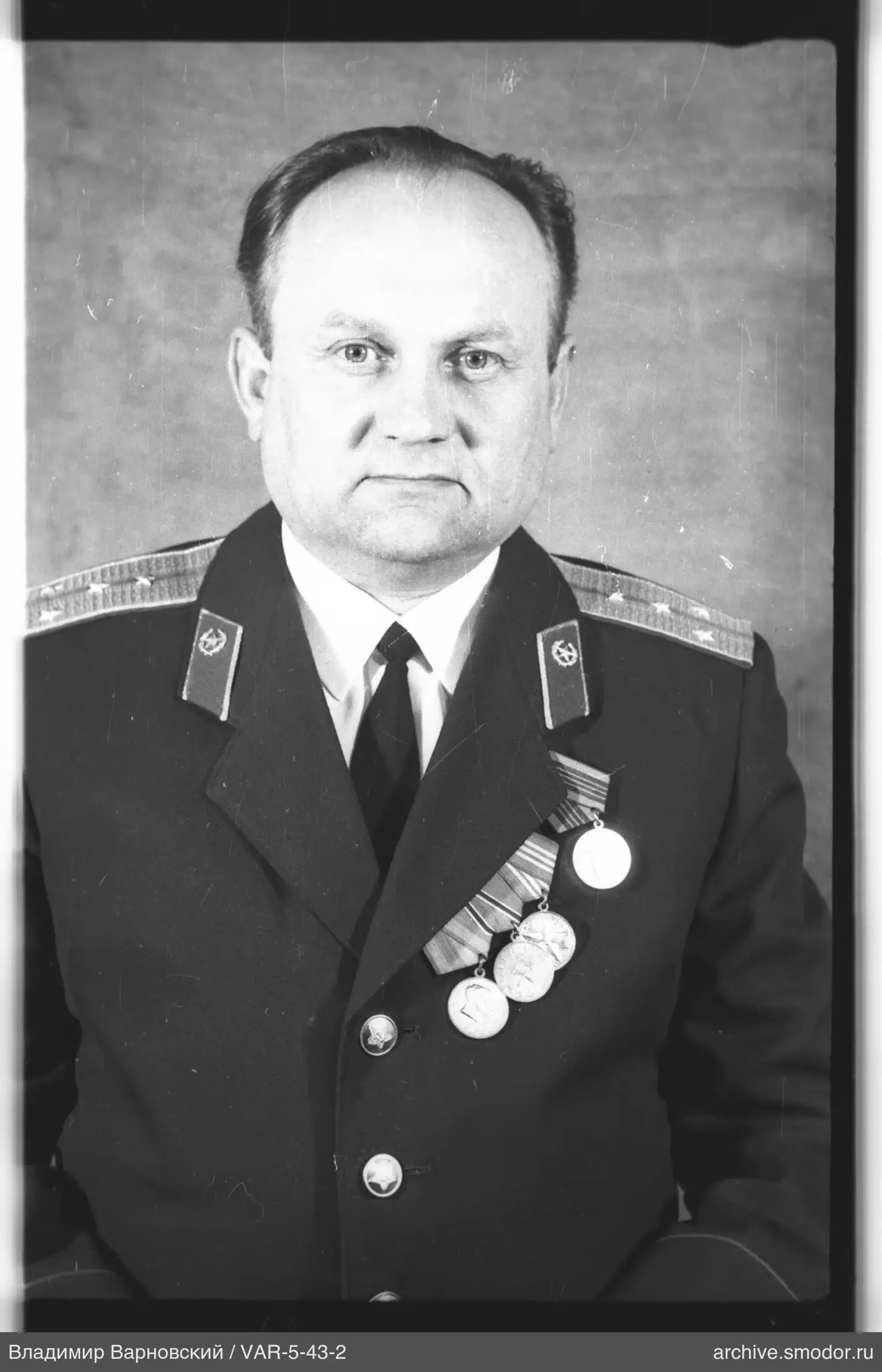 Мужчина в военной форме