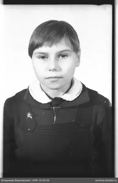 Портрет девочки с звездным значком