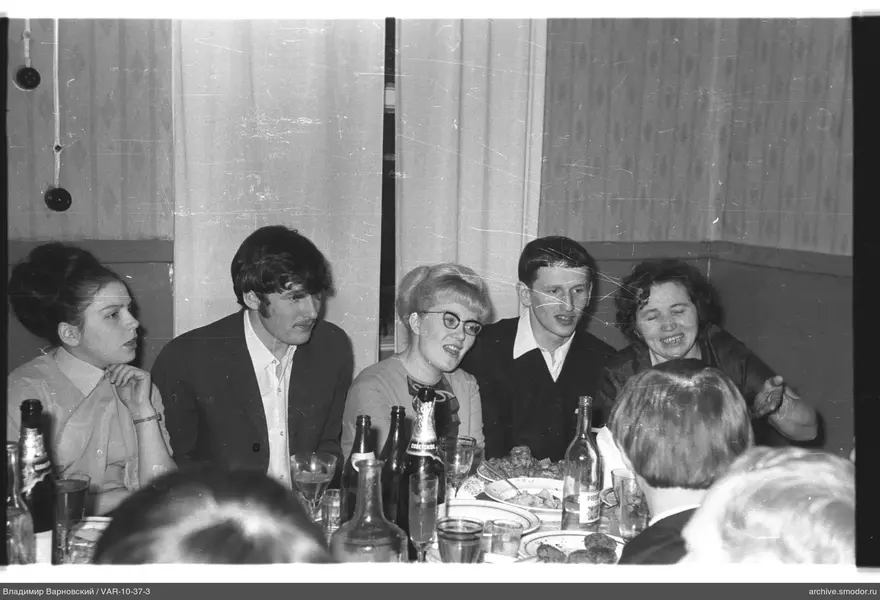 Group portrait at the table