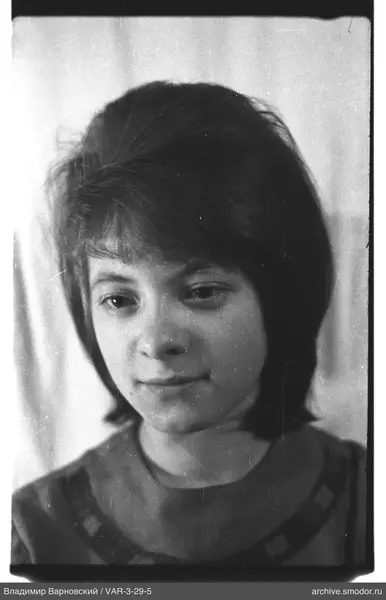 Portrait of a woman with a dark sweater