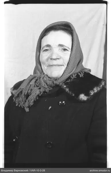 Portrait of a woman in a headscarf